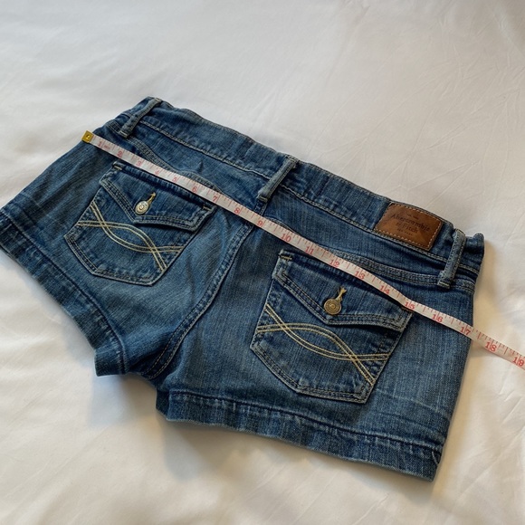 Abercrombie & Fitch 5-Pocket Jean Shorts - Picture 10 of 16